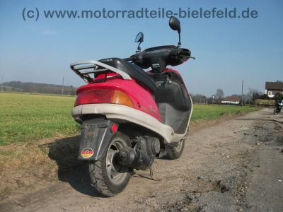 Honda_SJ_50_Bali_AF32_rot_EZ_95_2-Takt_Roller_49_ccm_3kw_50_kmh_41.jpg