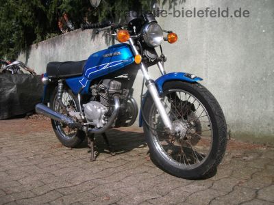 Honda_CB_125_T_blau_11kW_15PS_BOE_Drosselung_-_wie_CB_CM_125_185_200_C_T_T2_2.jpg