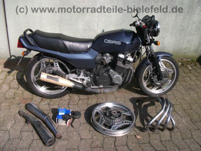 Honda_CBX_550_F_PC04_blau_OSIRIS_Laser_Auspuff_4in1_Magura_Lenker_Stahlflex_Bremsleitung_25kW_34PS_Drosselung_BOE_1.jpg
