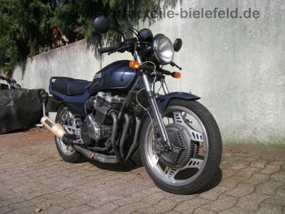 Honda_CBX_550_F_PC04_blau_OSIRIS_Laser_Auspuff_4in1_Magura_Lenker_Stahlflex_Bremsleitung_25kW_34PS_Drosselung_BOE_27.jpg