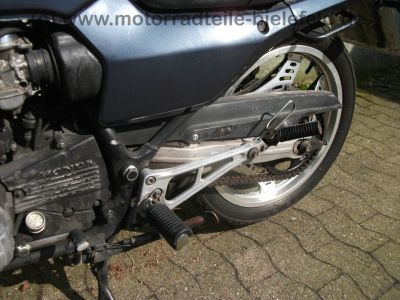 Honda_CBX_550_F_PC04_blau_OSIRIS_Laser_Auspuff_4in1_Magura_Lenker_Stahlflex_Bremsleitung_25kW_34PS_Drosselung_BOE_99.jpg