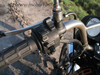 Suzuki_GS_750_E_orig__schwarz_1__Hd__Gepaecktraeger_Sturzbuegel_Breitlenker_93.jpg