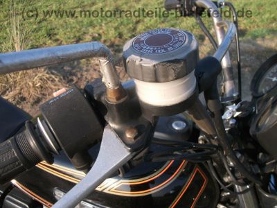 Suzuki_GS_750_E_orig__schwarz_1__Hd__Gepaecktraeger_Sturzbuegel_Breitlenker_98.jpg