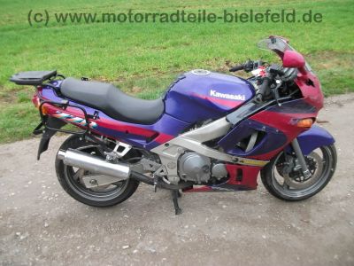 Kawasaki_ZZR_600_E_ZX600E_72kW_Unfall_3x_GIVI_Koffer-Träger_-_wie_GPZ_GPX_ZZ-R_600_1100_C_D_ZX600_A_B_C_D_21.jpg