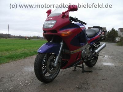 Kawasaki_ZZR_600_E_ZX600E_72kW_Unfall_3x_GIVI_Koffer-Träger_-_wie_GPZ_GPX_ZZ-R_600_1100_C_D_ZX600_A_B_C_D_5.jpg