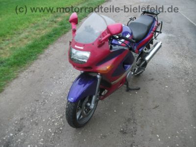 Kawasaki_ZZR_600_E_ZX600E_72kW_Unfall_3x_GIVI_Koffer-Träger_-_wie_GPZ_GPX_ZZ-R_600_1100_C_D_ZX600_A_B_C_D_6.jpg