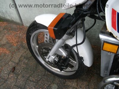 Honda_CX_650_E_RC12_weiss_70PS_Guellepumpe_-_wie_CX_500_650_C_E_PC01_PC06_RC11_111.jpg