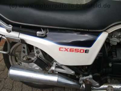 Honda_CX_650_E_RC12_weiss_70PS_Guellepumpe_-_wie_CX_500_650_C_E_PC01_PC06_RC11_13.jpg