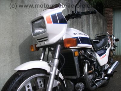 Honda_CX_650_E_RC12_weiss_70PS_Guellepumpe_-_wie_CX_500_650_C_E_PC01_PC06_RC11_143.jpg