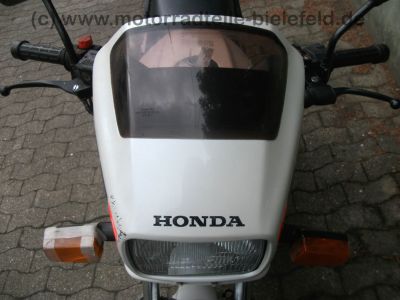 Honda_CX_650_E_RC12_weiss_70PS_Guellepumpe_-_wie_CX_500_650_C_E_PC01_PC06_RC11_47.jpg