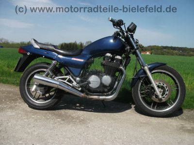 Honda_CBX_650_E_RC13_blau_2__75PS_Motor_Extras_Zubehoer_neuer_Auspuff_-_wie_CBX_550_750_F_F2_99.jpg