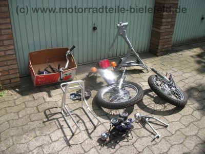 Honda_CB_50_J_grau_Mokick_Raeder_Reifen_etc__neu_Gepaecktraeger_Original-Teile_-_wie_CY_XL_XR_ST_Z_50_J_DAX_Monkey_147.jpg