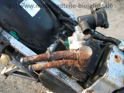 Kawasaki_GPZ_500_S_schwarz-gruen_ABM_Fussrasten_Motor_37_tKM-_wie_GPZ_KLE_EN_EX_500_A_B_C_D_LTD_Twin_107.jpg