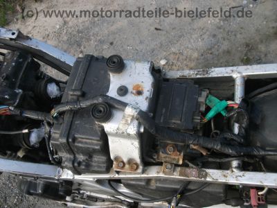 Kawasaki_GPZ_500_S_schwarz-gruen_ABM_Fussrasten_Motor_37_tKM-_wie_GPZ_KLE_EN_EX_500_A_B_C_D_LTD_Twin_24.jpg