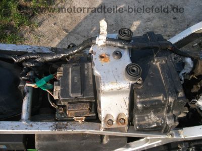 Kawasaki_GPZ_500_S_schwarz-gruen_ABM_Fussrasten_Motor_37_tKM-_wie_GPZ_KLE_EN_EX_500_A_B_C_D_LTD_Twin_83.jpg