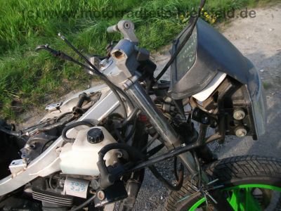 Kawasaki_GPZ_500_S_schwarz-gruen_ABM_Fussrasten_Motor_37_tKM-_wie_GPZ_KLE_EN_EX_500_A_B_C_D_LTD_Twin_96.jpg