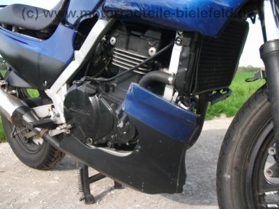 Kawasaki_GPZ_500_S_blau_Crash_LSL_Superbike_Lenkerumbau_Sitz_neu_Auspuff_orig__-_wie_GPZ_KLE_EN_EX_500_A_B_C_D_LTD_Twin_10.jpg