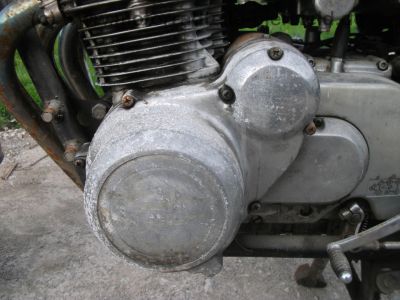 Suzuki_GS_550_T_Chopper_orig__schwarz_Gepaecktraeger_MOTAD_4-1_Auspuff_Edelstahl_-_wie_GS_400_450_500_550_750_D_E_L_T_111.jpg