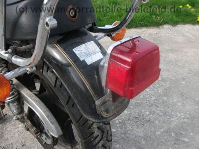 Suzuki_GS_550_T_Chopper_orig__schwarz_Gepaecktraeger_MOTAD_4-1_Auspuff_Edelstahl_-_wie_GS_400_450_500_550_750_D_E_L_T_66.jpg