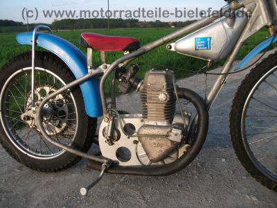 JAWA_500_Speedway_Bahnsport_Kurzbahn_short-track_Grasbahn_Sandbahn_Racer_894_895_896_897_898_70.jpg