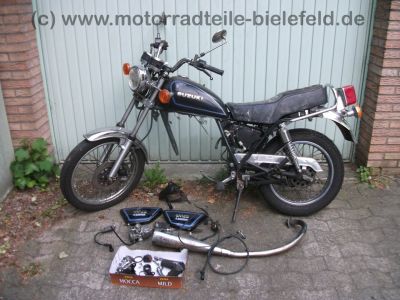 Suzuki_GN_125_SE_NF41A_schwarz_Heckdelle_1a_Chrom_unfallfrei_-_wie_GN_DR_125_250_370_400_S_SE_L_Einzylinder_5.jpg