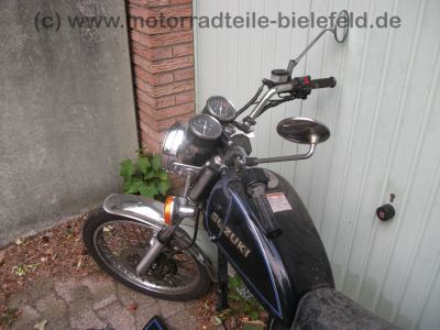 Suzuki_GN_125_SE_NF41A_schwarz_Heckdelle_1a_Chrom_unfallfrei_-_wie_GN_DR_125_250_370_400_S_SE_L_Einzylinder_8.jpg