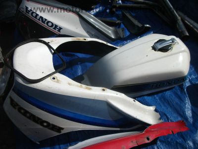 Honda_CB_900_F_F2_Boldor_Bol_D´Or_SC01_SC09_Teile_Mix_-_wie_CB_650_750_1100_F_F2_76.jpg