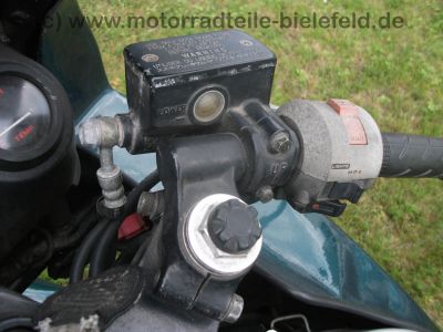 Honda_CBR_600_F_PC19_gruen_Sitzbank_neu_Sonderverkleidung_vorn_-_wie_PC23_CBR_1000_F_SC21_106.jpg