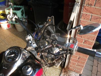 Suzuki_VL_800_Intruder_LC_VOLUSIA_Crash_Gepaecktraeger_mit_Koffer-System_-_wie_VS_VZ_VX_600_700_750_800_Marauder__39.jpg