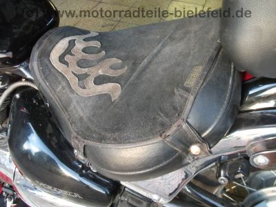 Suzuki_VL_800_Intruder_LC_VOLUSIA_Crash_Gepaecktraeger_mit_Koffer-System_-_wie_VS_VZ_VX_600_700_750_800_Marauder__99.jpg