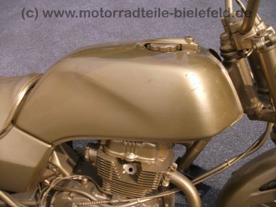 Honda_CB_400_N_gold_Heckstrebe_orig__Auspuff_-_wie_CB_CM_250_400_450_T_N_10.jpg