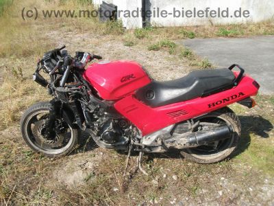 Honda_CBR_1000_F_SC24_rot_Crash_40tkm_-_wie_CBR_600_F_PC_19_23_31_SC_21_SC24_DUAL_50.jpg