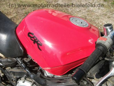 Honda_CBR_1000_F_SC24_rot_Crash_40tkm_-_wie_CBR_600_F_PC_19_23_31_SC_21_SC24_DUAL_94.jpg