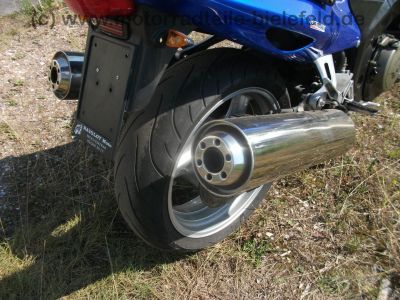 Honda_CBR_1100_XX_Super_Blackbird_SC35_PGM-FI_Dual_CBS_-_wie_CBR_900_RR_X-11_X-Eleven_CB_1100_SFy_ED_SC42_158.jpg