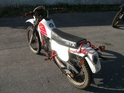 Honda_MTX_80_C_HD06_Enduro_Mokick_weiss-rot_-_wie_Honda_MT8_MB8_MT_MB_MBX_50_80_HD08_HD09_14.jpg