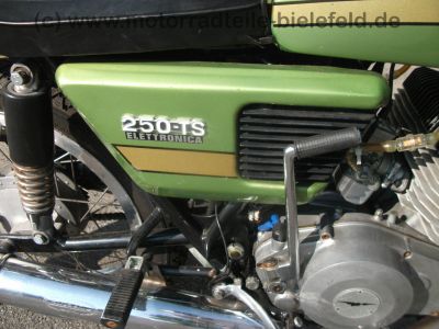 Moto_Guzzi_250_TS_ELETTRONICA_top_orig__6_759km_-_wie_Benelli_125_2C_SS_125_Benelli_250_2C_Moto_Guzzi_CO-UNO_125_Turismo_107.jpg