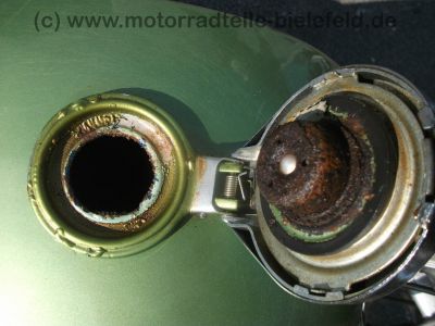 Moto_Guzzi_250_TS_ELETTRONICA_top_orig__6_759km_-_wie_Benelli_125_2C_SS_125_Benelli_250_2C_Moto_Guzzi_CO-UNO_125_Turismo_134.jpg