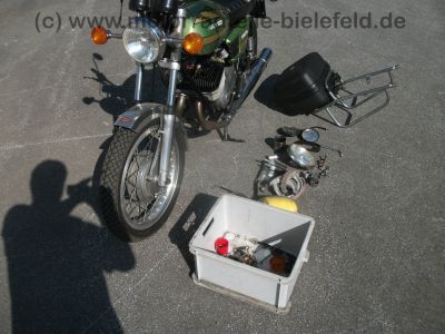 Moto_Guzzi_250_TS_ELETTRONICA_top_orig__6_759km_-_wie_Benelli_125_2C_SS_125_Benelli_250_2C_Moto_Guzzi_CO-UNO_125_Turismo_16.jpg