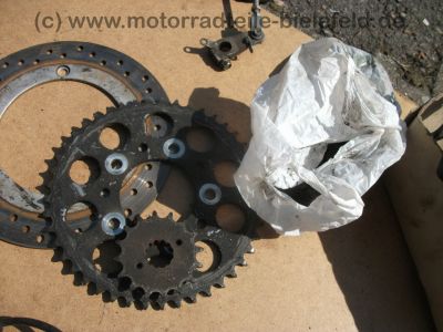 Honda_XRV_750_L_Africa_Twin_RD04_Ersatz-Teile_spare-parts_Motor_Getriebe_Elektrik_Tank_Schwinge_Airbox_-_vgl__XL_600_V_PD06_XRV_650_RD03_27.jpg