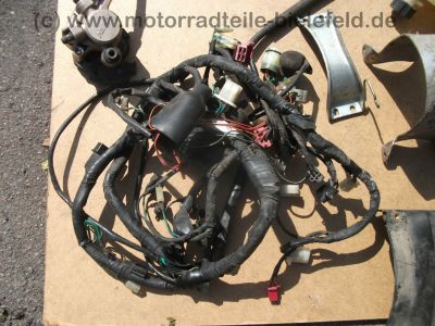 Honda_XRV_750_L_Africa_Twin_RD04_Ersatz-Teile_spare-parts_Motor_Getriebe_Elektrik_Tank_Schwinge_Airbox_-_vgl__XL_600_V_PD06_XRV_650_RD03_50.jpg