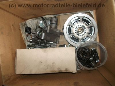 Honda_XRV_750_L_Africa_Twin_RD04_Ersatz-Teile_spare-parts_Motor_Getriebe_Elektrik_Tank_Schwinge_Airbox_-_vgl__XL_600_V_PD06_XRV_650_RD03_7.jpg
