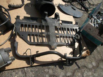 Honda_XRV_750_L_Africa_Twin_RD04_Ersatz-Teile_spare-parts_Motor_Getriebe_Elektrik_Tank_Schwinge_Airbox_-_vgl__XL_600_V_PD06_XRV_650_RD03_75.jpg