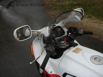 Honda_CBR_1000_F_SC21_original_weiss-rot_98kW_133PS_GIVI_Gepaecktraeger_-_wie_SC24_CBR_600_F_PC_19_23_38.jpg