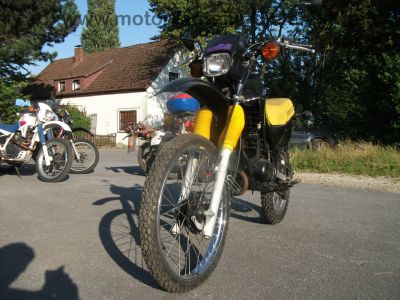 Suzuki_TS_50_XK_SA11C_EZ_1994_Enduro_Mokick_schwarz-gelb_-_wie_GT_RM_TS_50_80_X_K_11.jpg
