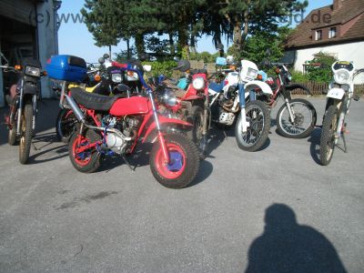Suzuki_TS_50_XK_Enduro_Mokick_rot_TS_50_ER_KT_MTX_Tank_Heck-Traeger_-_wie_GT_RM_TS_50_80_X_K_4.jpg