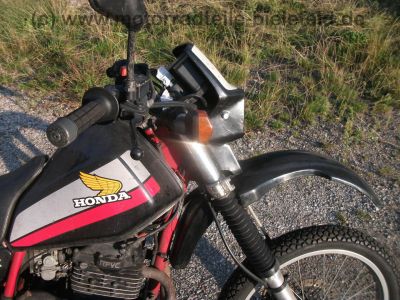 Honda_XL_600_R_Enduro_PD03_RFVC_orig__12_860Km_32kW_-_wie_XR_XL_250_R_MD11_ME06_XL_350_R_ND03_XR_XL_600_LM_RM_PD04_PE04_16.jpg