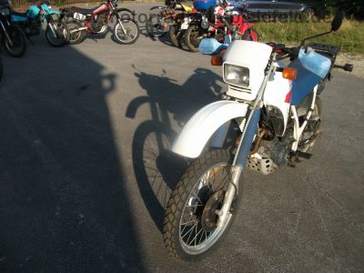 Honda_XL_600_RM_Enduro_PD04_RFVC_BSM_Auspuff_25kW_o__33kW_-_wie_XR_XL_250_R_MD11_ME06_XL_350_R_ND03_XR_XL_600_LM_R_PD03_PE04_12.jpg
