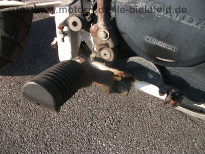 Honda_XL_600_RM_Enduro_PD04_RFVC_BSM_Auspuff_25kW_o__33kW_-_wie_XR_XL_250_R_MD11_ME06_XL_350_R_ND03_XR_XL_600_LM_R_PD03_PE04_64.jpg