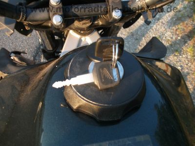 Honda_XL_600_V_Transalp_Enduro_PD06_Crash_1__Hd__37kW_58_901_Km_-_wie_XRV_650_750_Africa_Twin_RD03_RD04_XR_XL_600_RM_LM_R_PD03_PE04_PD04_78.jpg