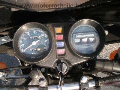 Honda_CB_400_A_Automatik_Hondamatic_Front-Verkleidung_Gepaecktraeger_Krauser_Sitz-Bank_etc__wie_neu_-_wie_CB_250_400_T_N_99.jpg